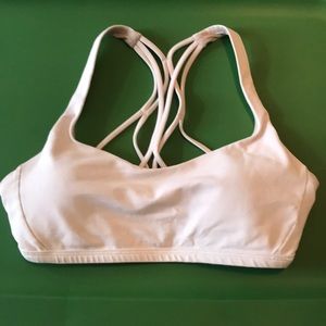 Lululemon Free to be Zen bra